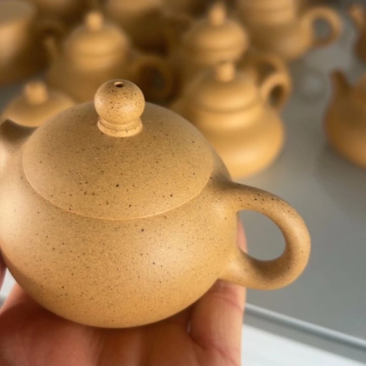 紫砂茶壶黄金段西施100cc