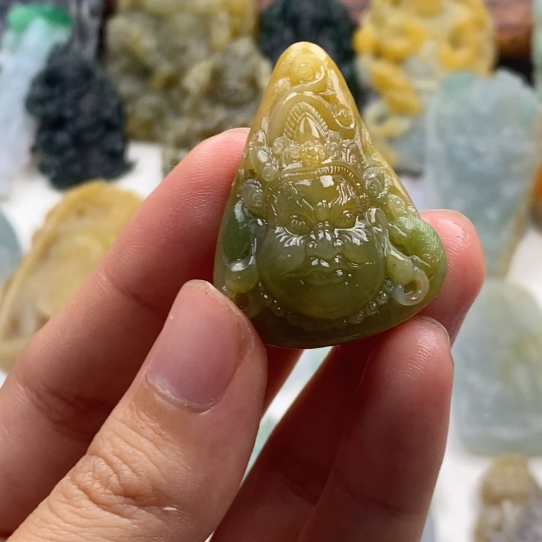定制翡翠未镶嵌翡翠