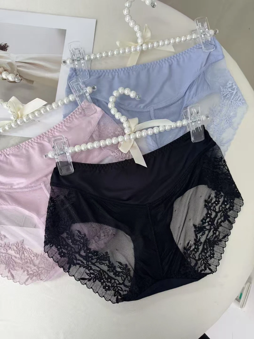 爱 AM花环蕾丝 无痕中低腰透气女三角内裤