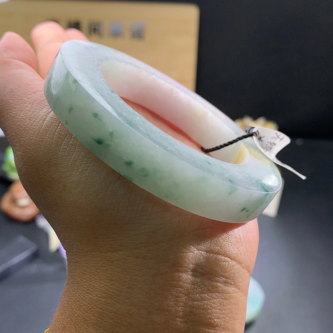 定制翡翠正未镶嵌