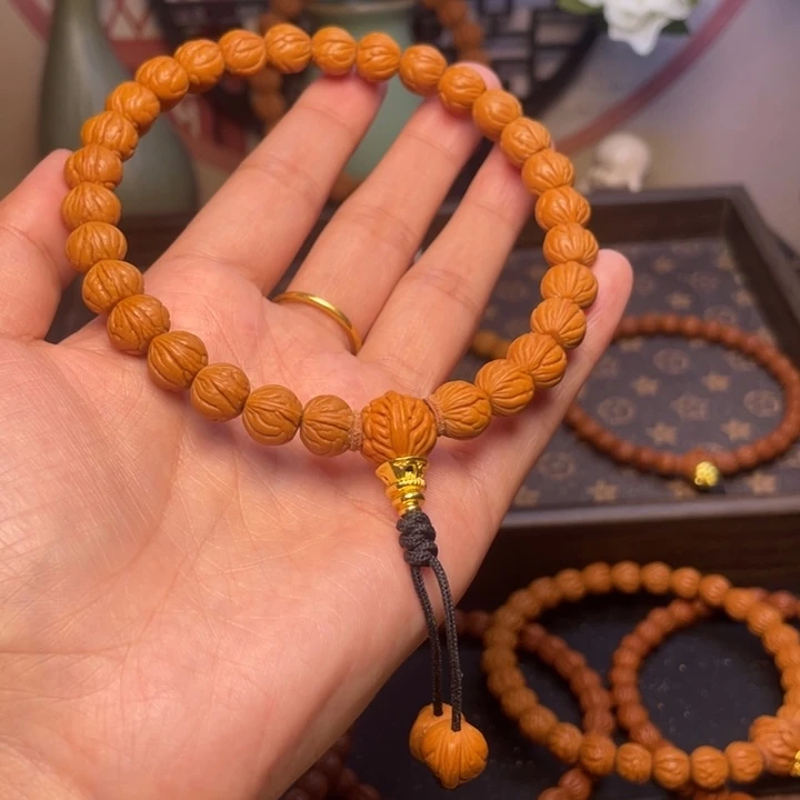 桃核吊坠龙纹桃核