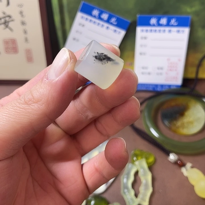 蛇纹石玉银S925镶嵌颈饰