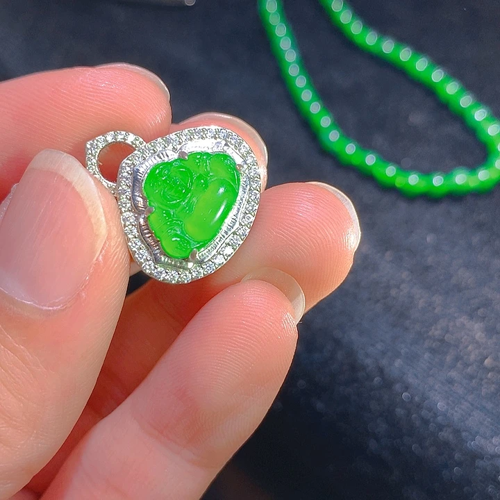 【闪购商品】翡翠颈饰未镶嵌翡翠