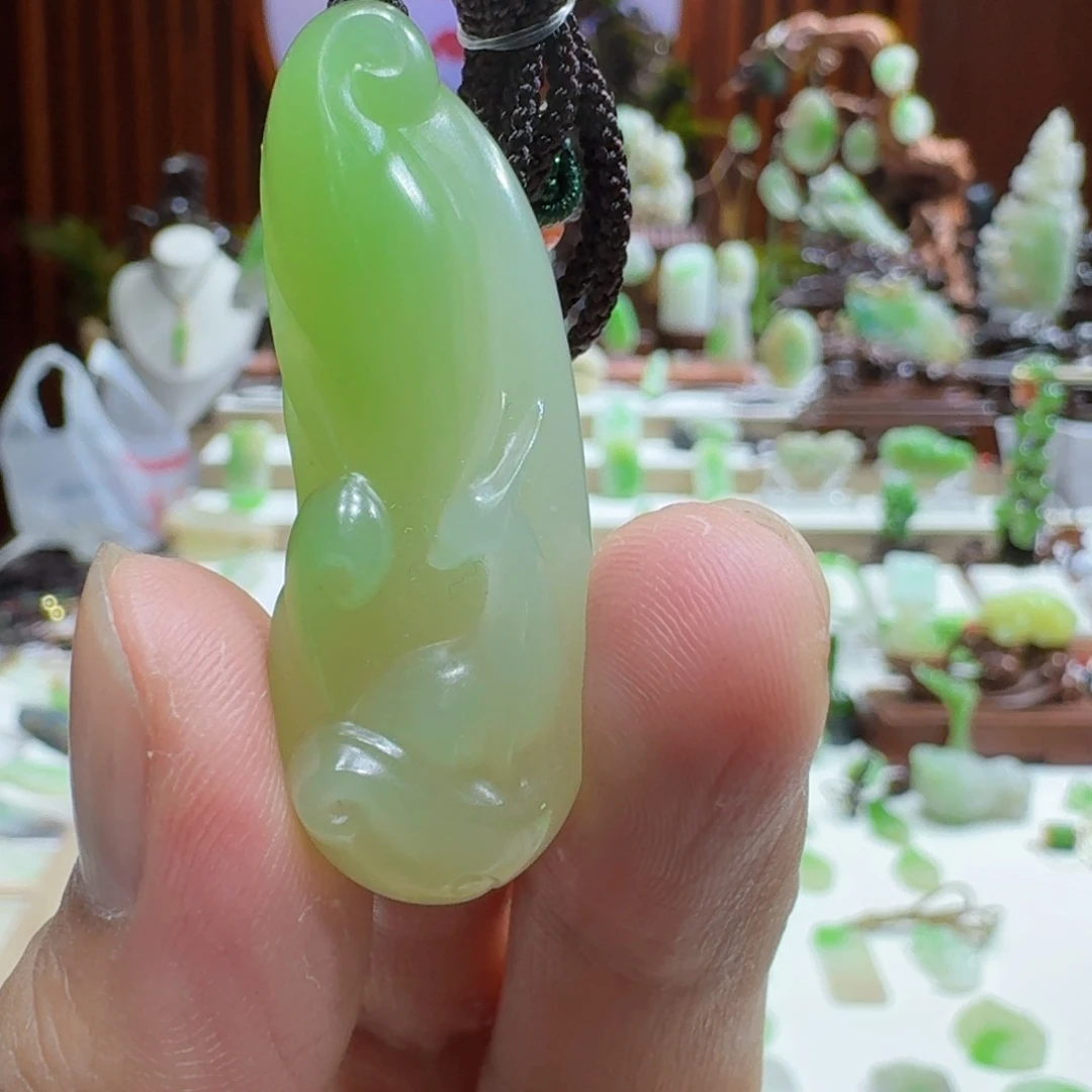 未镶嵌和田玉（翠青玉）挂件和田玉翠青灵狐