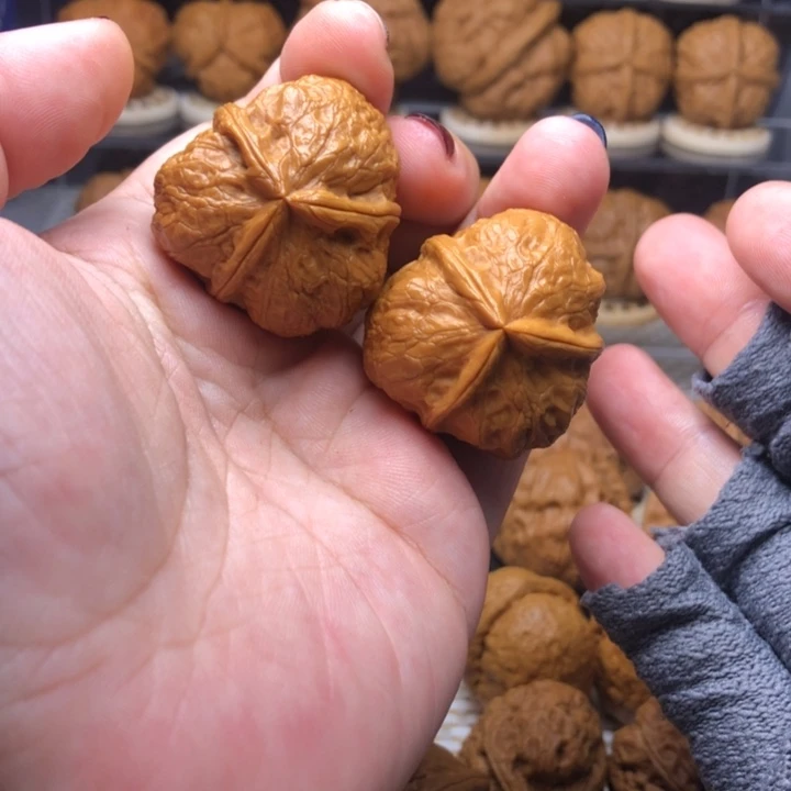 文玩核桃把件36小粽子三棱35尺