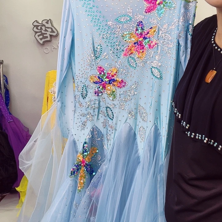 交谊舞的舞蹈动作和舞蹈