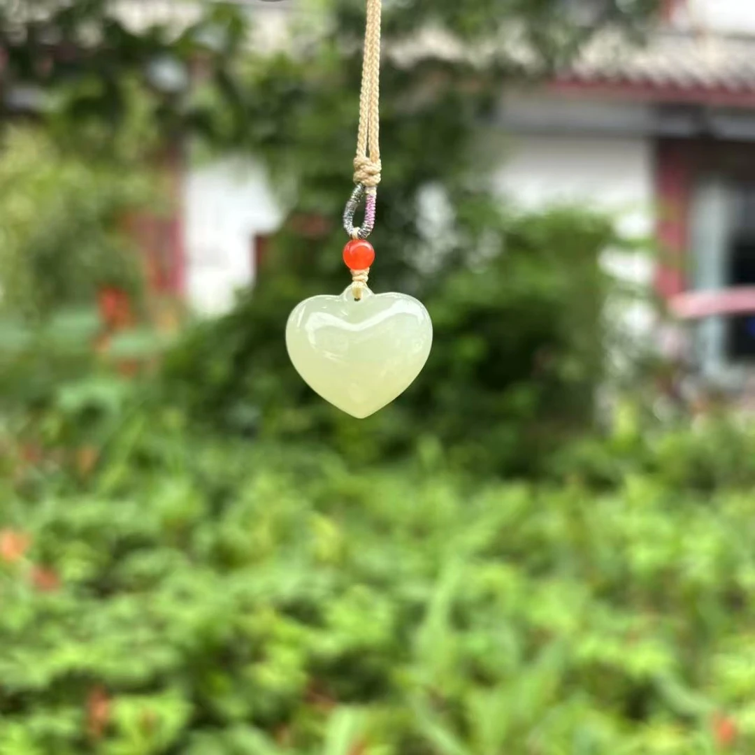 【润家玉】和田玉爱心吊坠挂件含绳子多样性发其一 R111-019