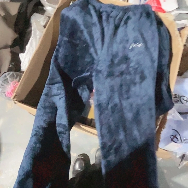 品牌法莱绒睡裤l码。 120斤。