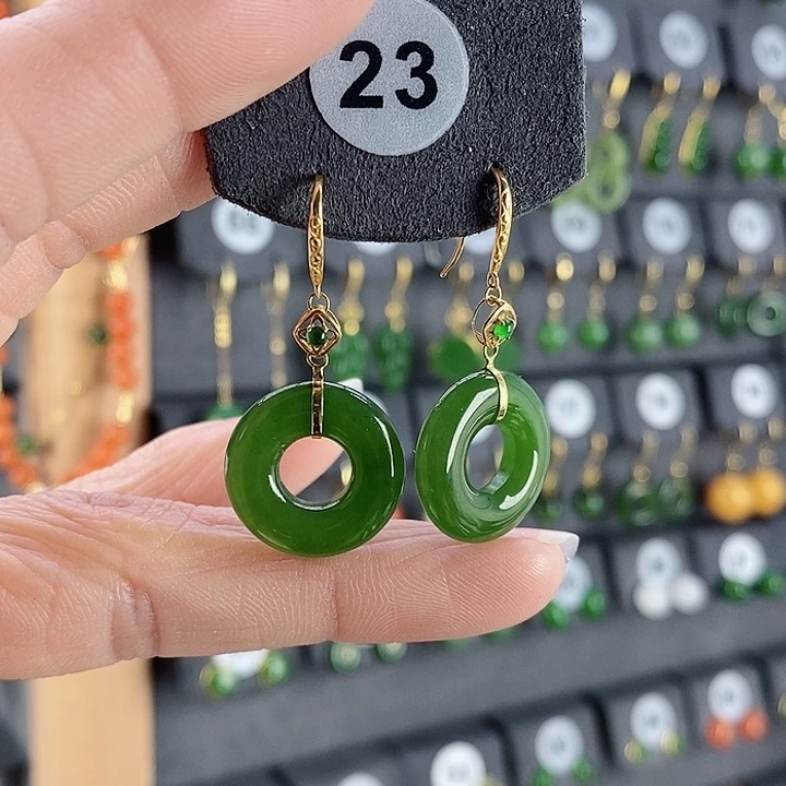 和田玉耳饰18K金镶嵌