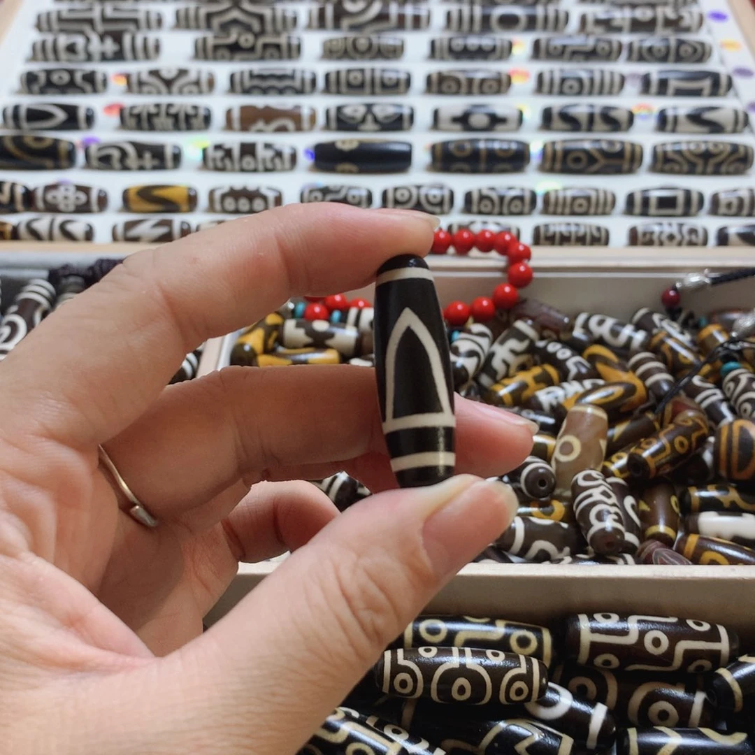 未镶嵌颈饰玛瑙/玉髓