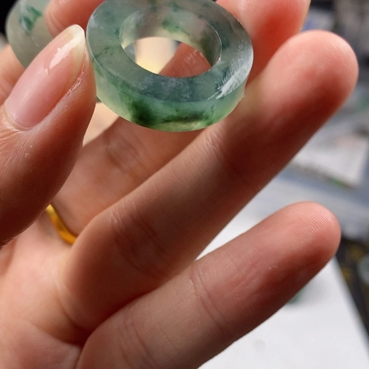 月***丁翡翠戒指未镶嵌翡翠戒指