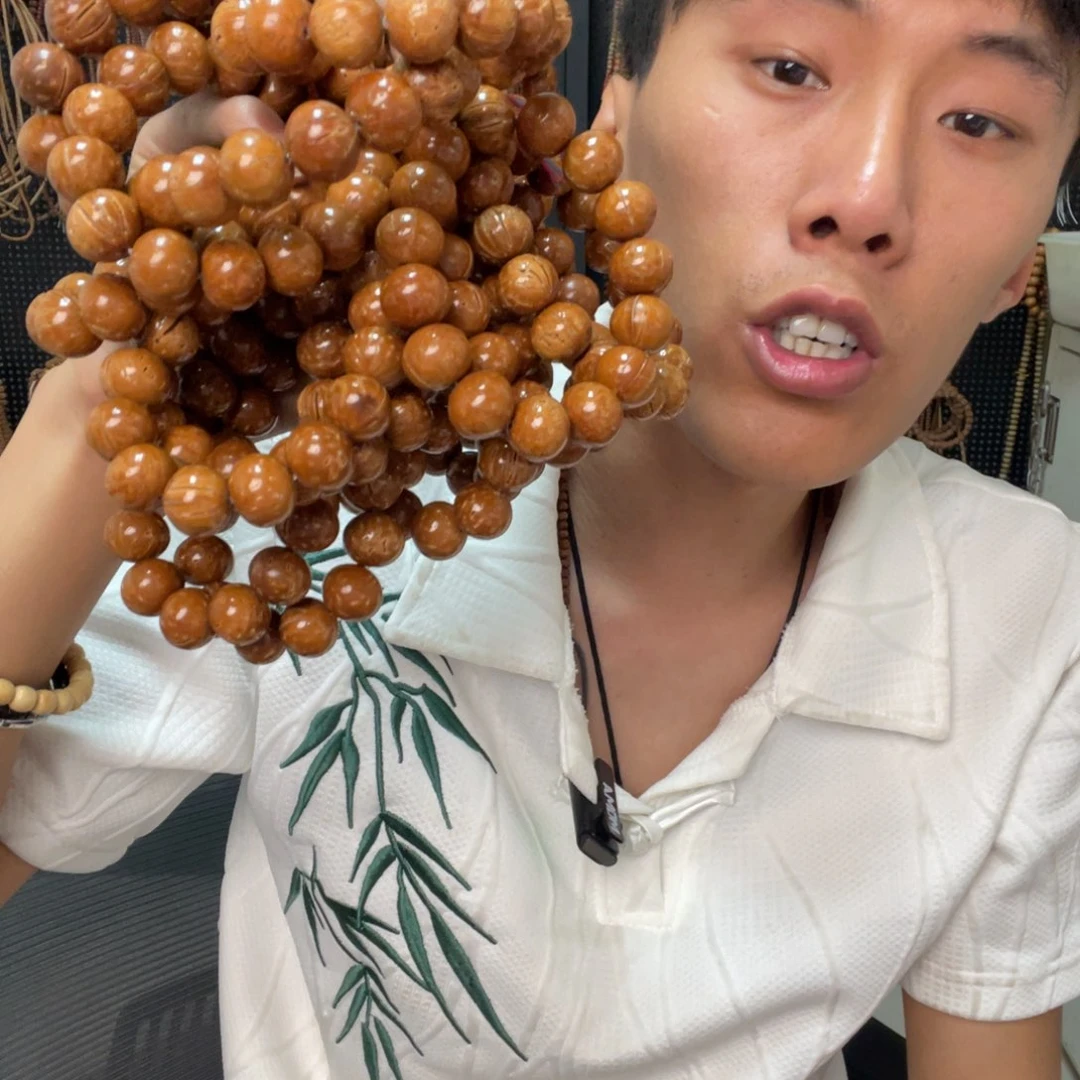 桃核手串///////////1