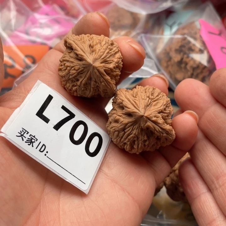 文玩核桃把件南疆