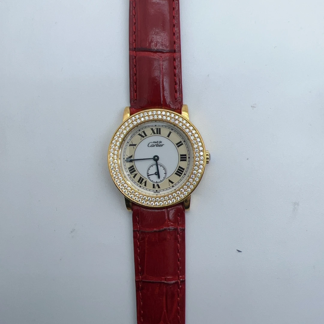 95新 Cartier/卡地亚 70149/瑞士女士表/33盘/后钻圈/带扣后配