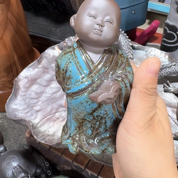 主人杯一个，瓷。。。主人瓷