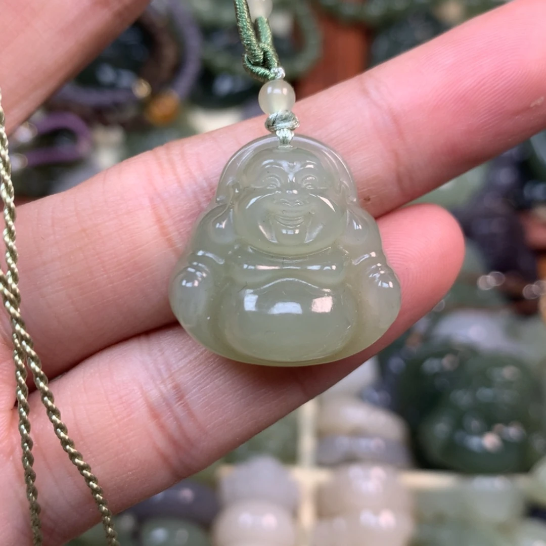 【闪购商品】颈饰未镶嵌和田玉