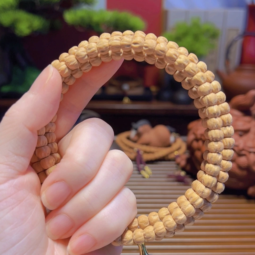 午***啡柏香籽/百香籽吊坠