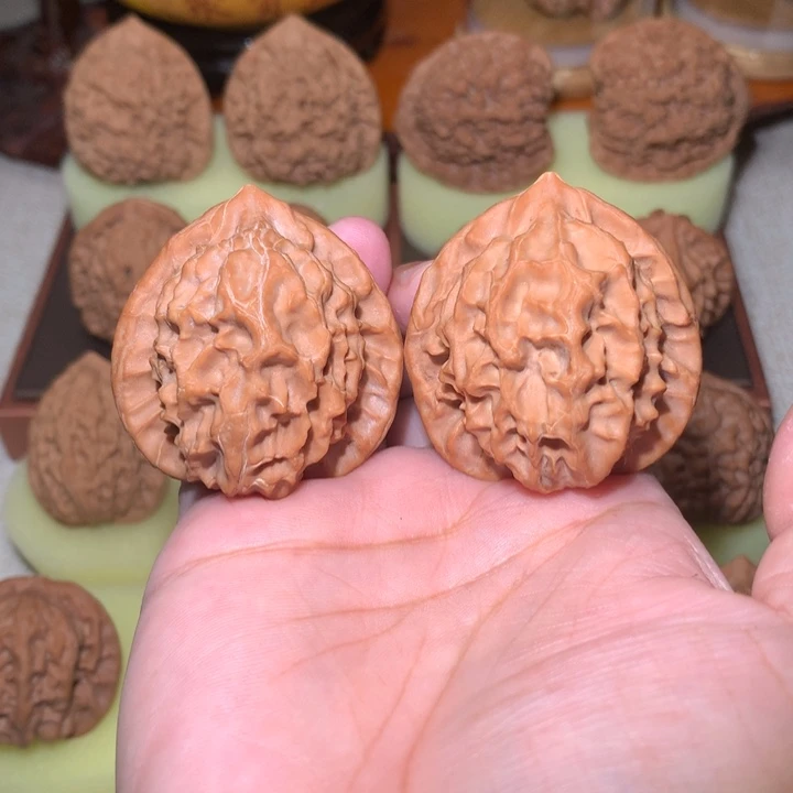 文玩核桃把件龙鳞