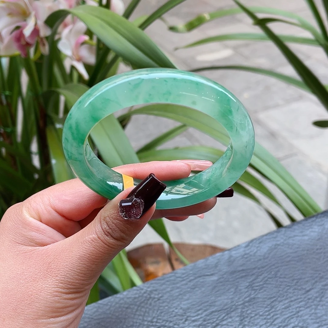 石英质玉手镯未镶嵌27