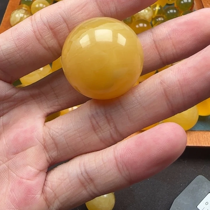 未镶嵌蜜蜡裸石天然49