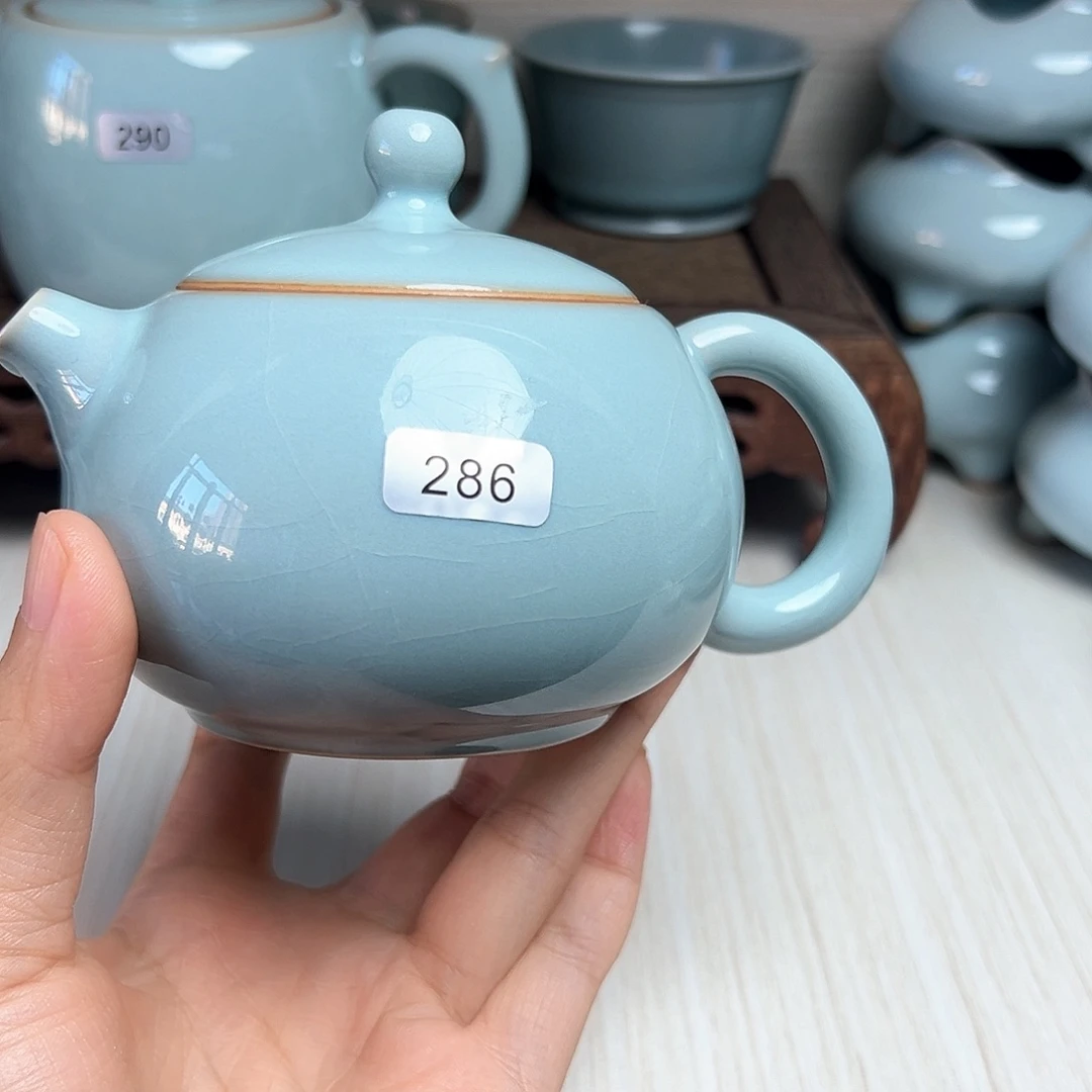 天青色西施壶微微瑕