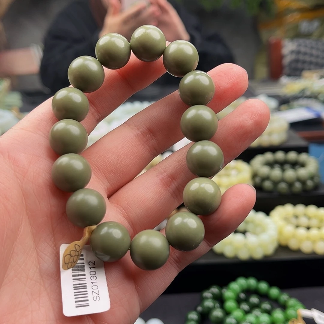 和田玉手串未镶嵌