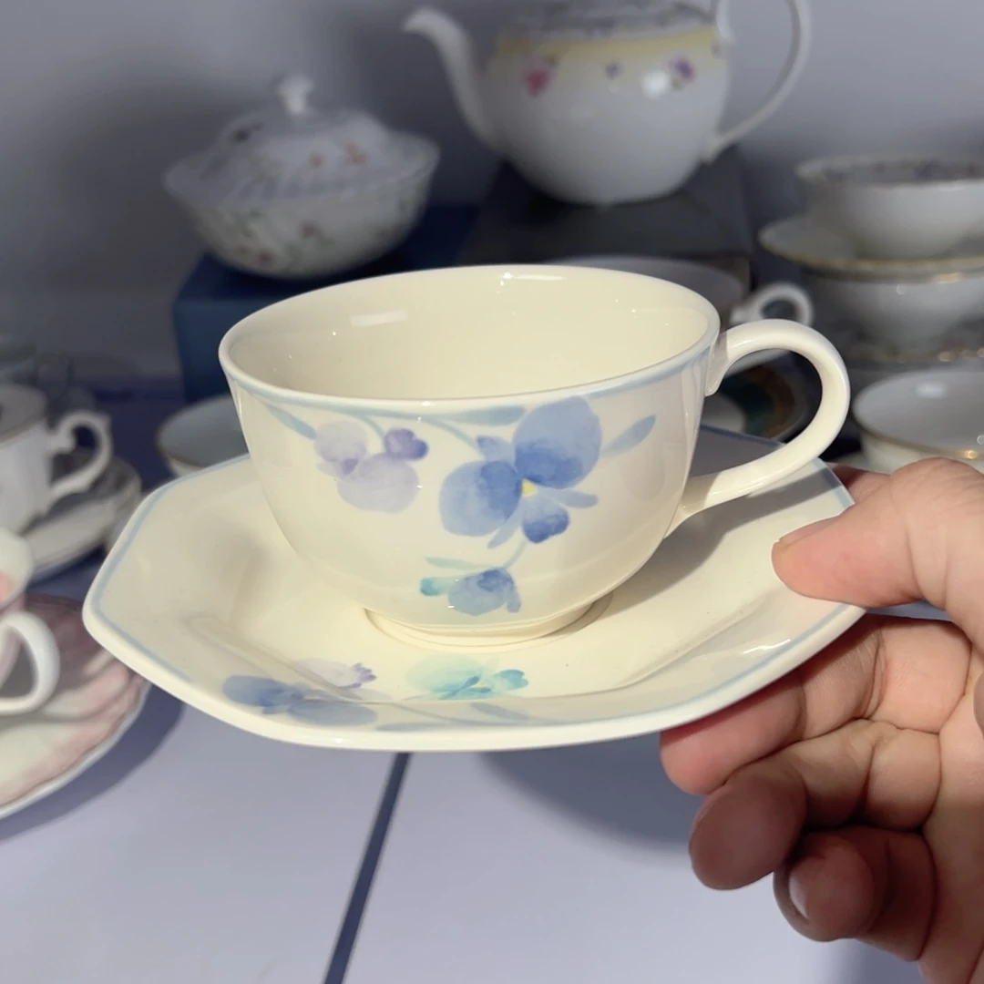 瓷片哈哈哈我也想你啊哈哈哈