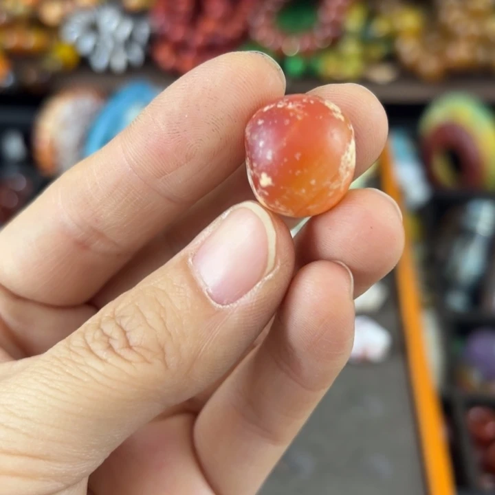 趙****玛瑙/玉髓颈饰未镶嵌