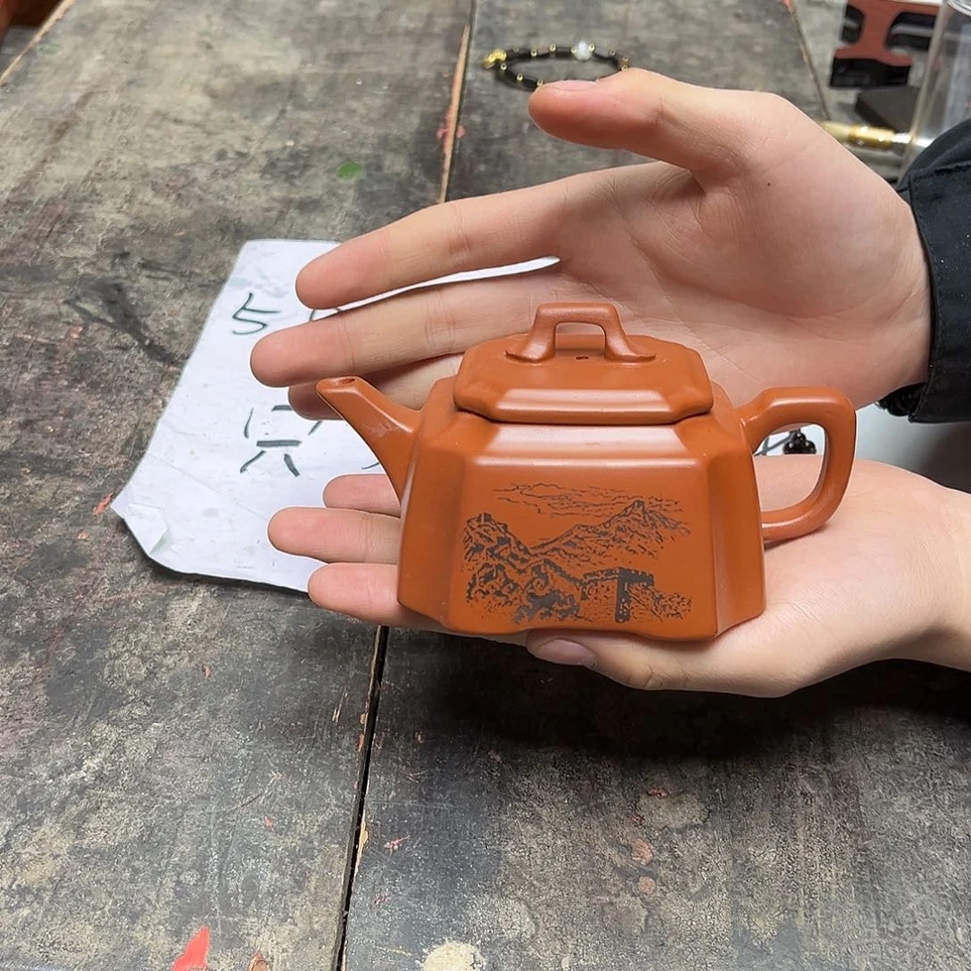 大叶紫檀（黑酸枝木类）