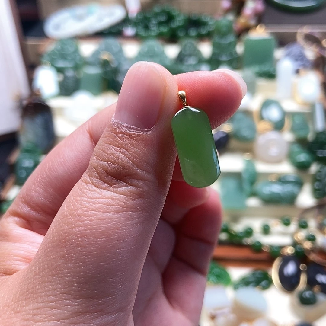 和田玉18K金镶嵌吊坠(不含链)