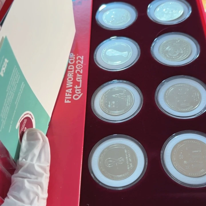 其他普通金属1套8枚币，拆包不退