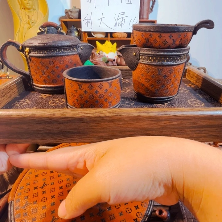 阿***杰茶壶紫砂纯手工制作过程就是