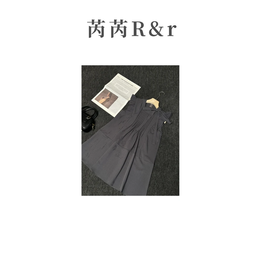 芮芮Rr - “气质蝴蝶结”设计感韩系气质蝴蝶结系带打褶背心短裙