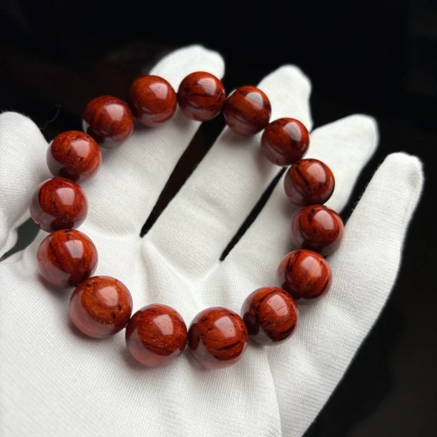 稀有·小叶紫檀芝麻点1.5正圆，一物一拍