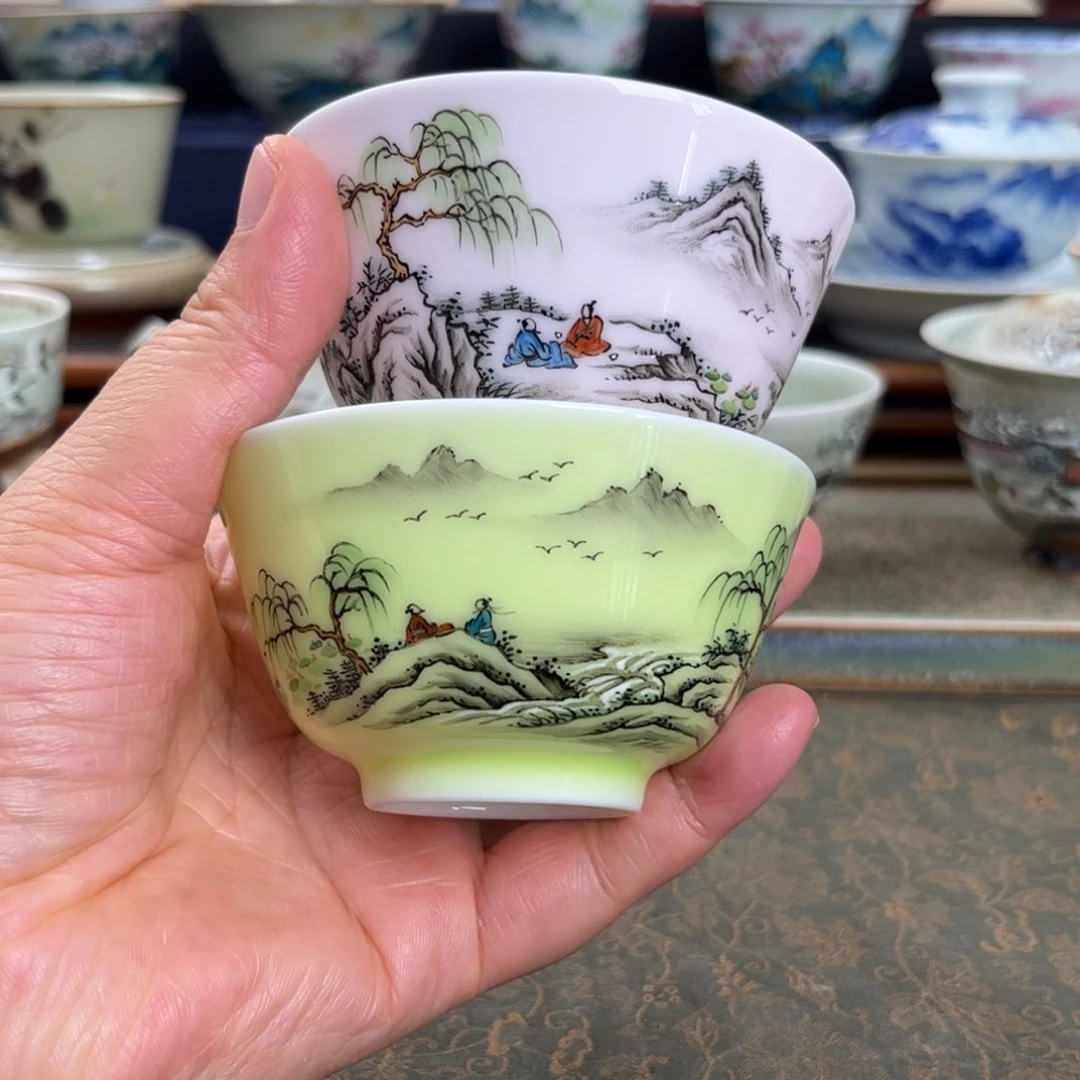 瓷杯子我们回来啦啦啦啦啦