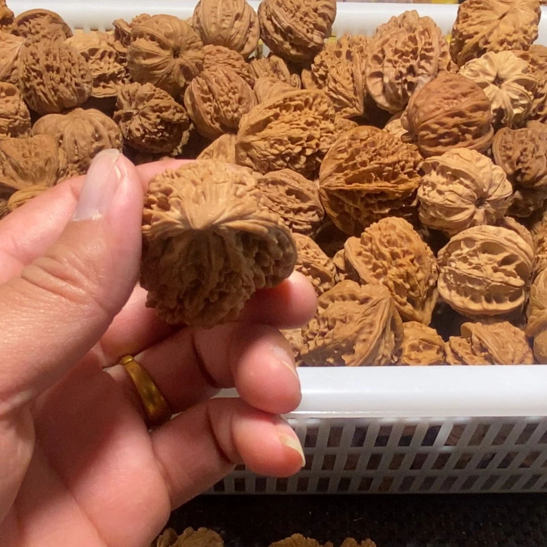 苗***文玩核桃吊坠核桃异形