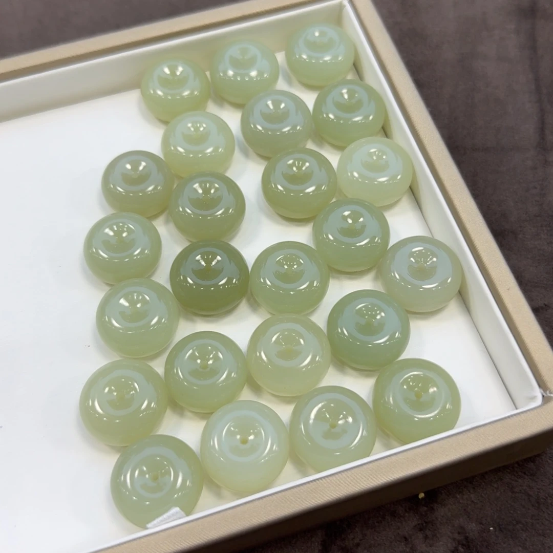 和田玉未镶嵌颈饰14残暴哥代购不退多样性发其一