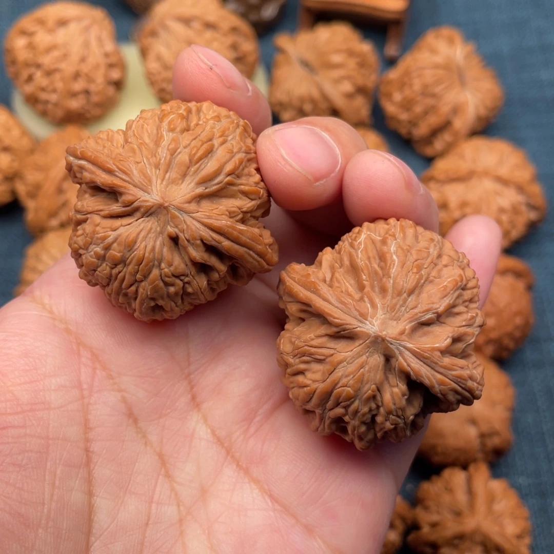 把件文玩核桃40毕业山地球磨全品43克