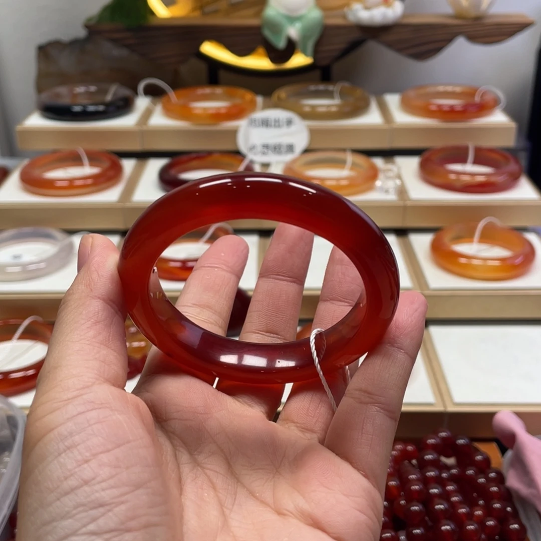 玛瑙/玉髓未镶嵌手镯