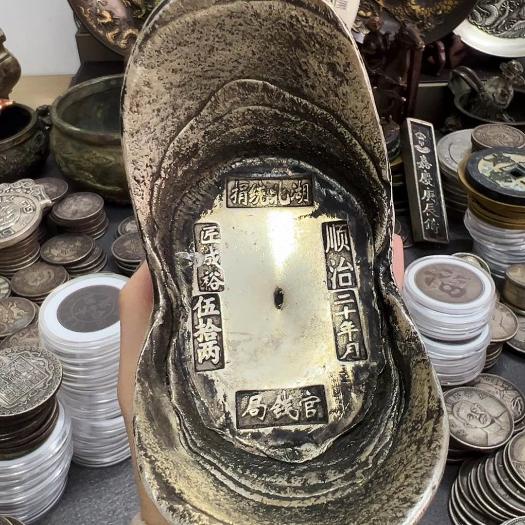 金属复古风格摆件