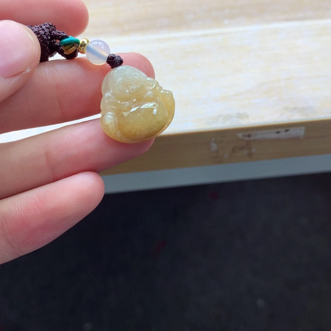翡翠颈饰未镶嵌吊坠