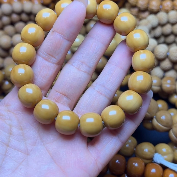 吊坠橄榄核聚宝盆