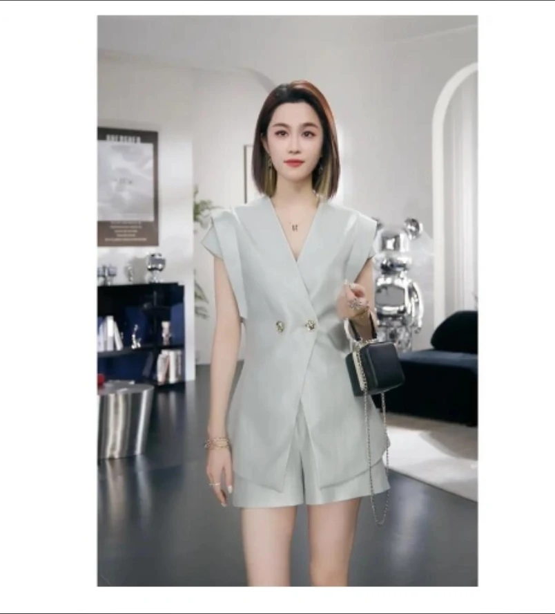 2025夏季时尚设计师款高级感轻奢气质休闲套装