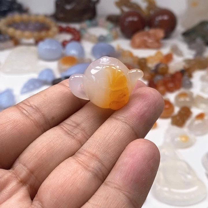 玛瑙/玉髓颈饰未镶嵌