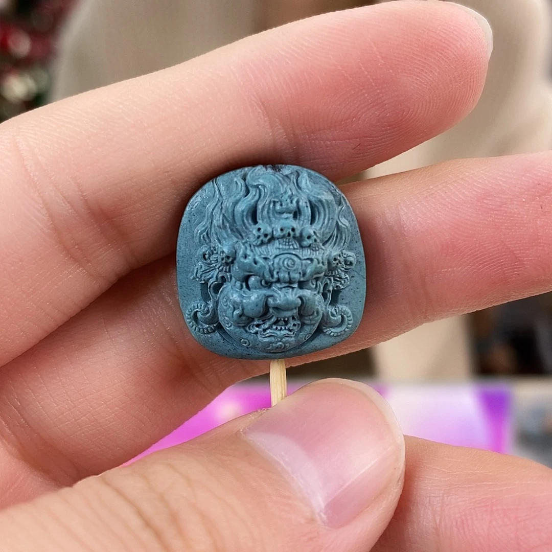 旺****绿松石未镶嵌珠宝奇石