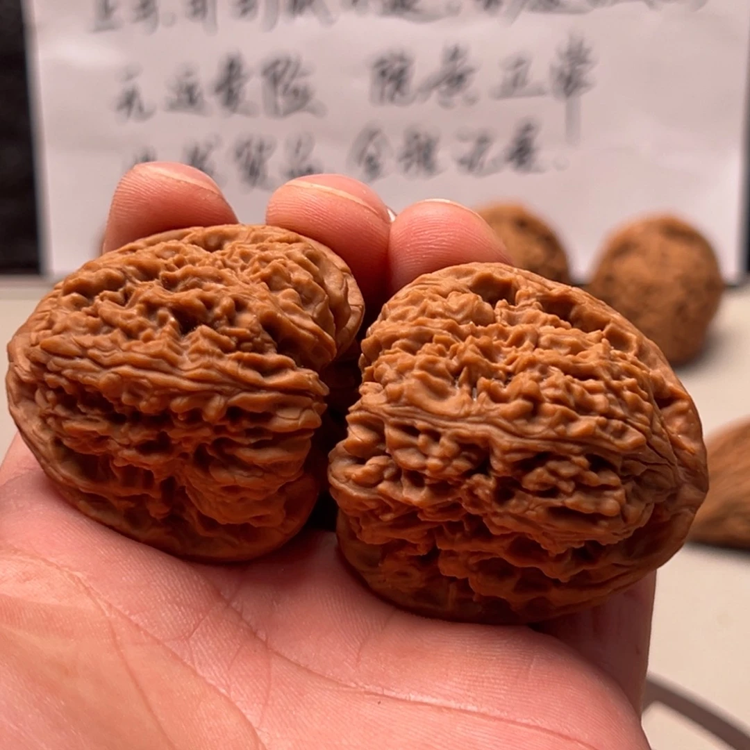 舞***业吊坠文玩核桃南疆44