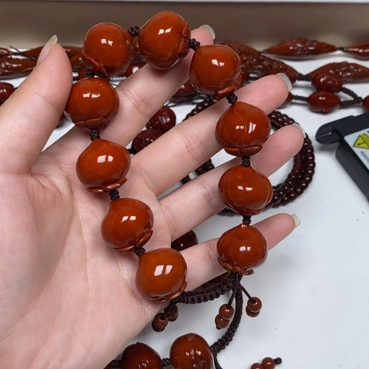 *****橄榄核雕刻工艺的发展