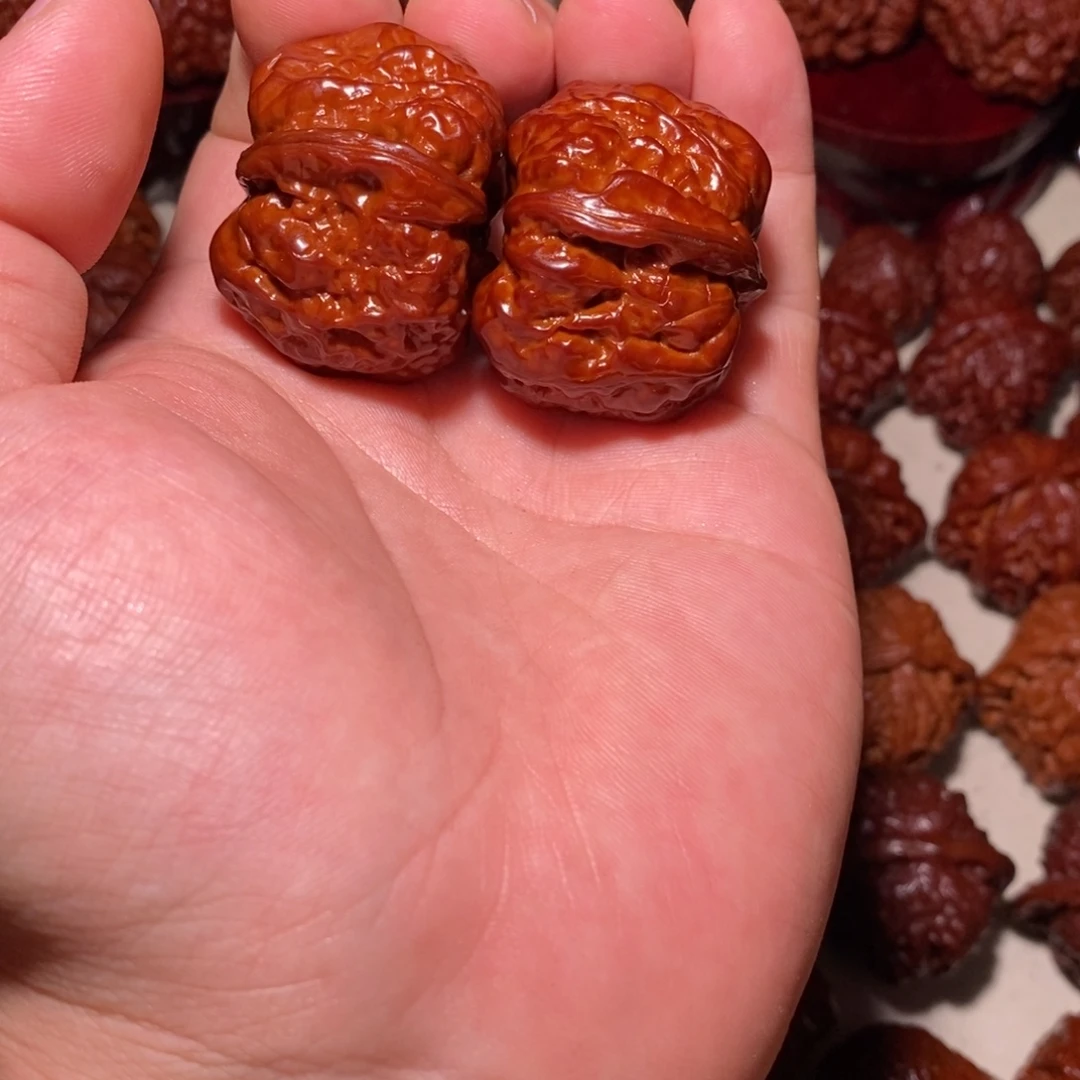 周***峰桃核吊坠蛤蟆头蛤蟆头