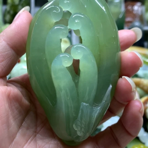 蛇纹石玉未镶嵌手把件