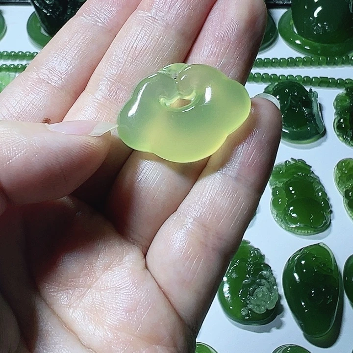 蛇纹石玉未镶嵌手链